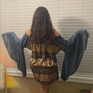 Elegant Long Sleeve Off-Shoulder Dress in Blue and Brown